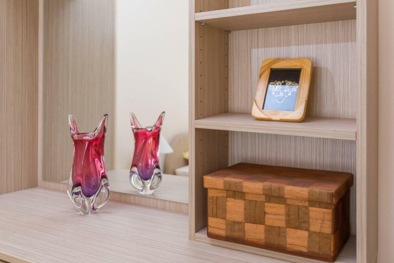 Apartment Novi Kastela Luaran gambar